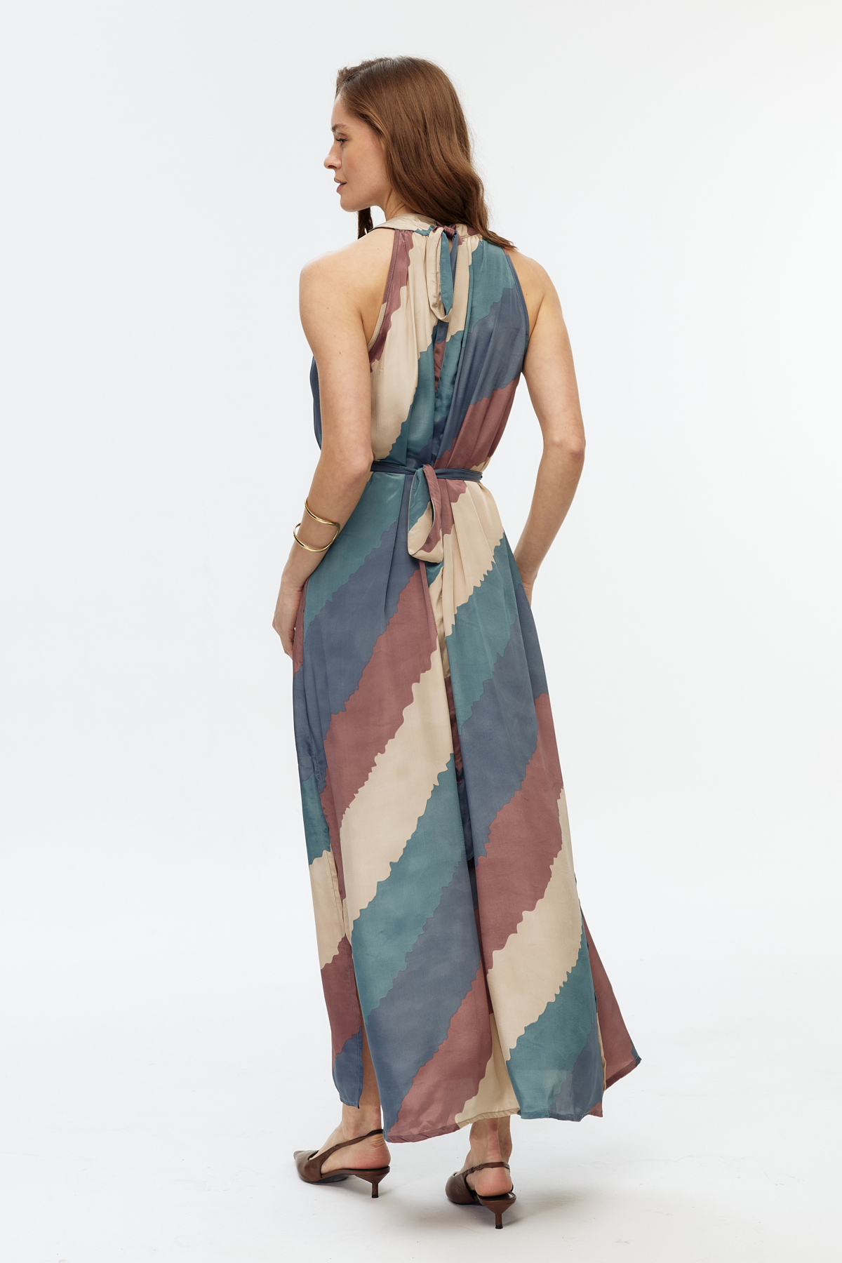 Halter yaka maxi elbise 5
