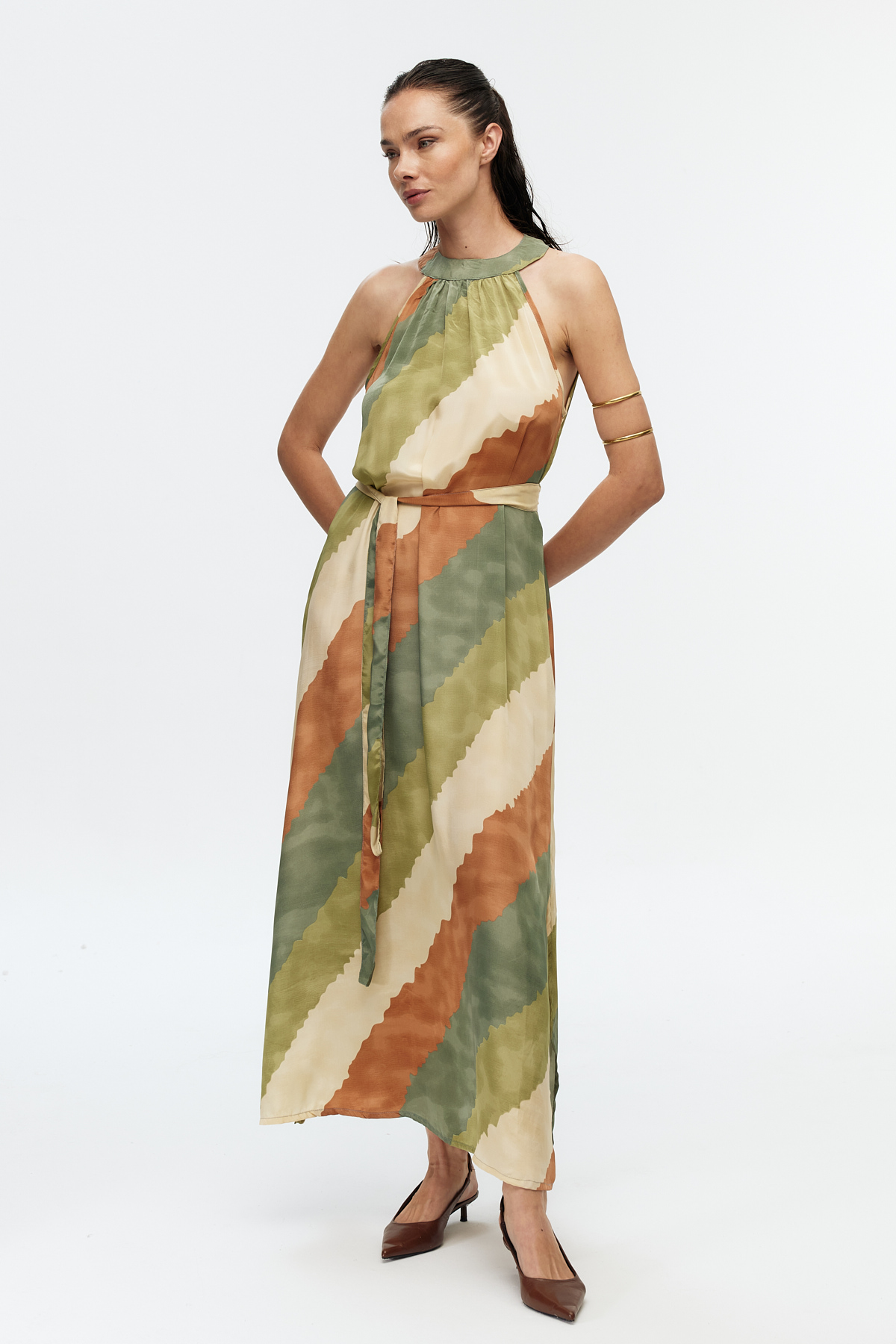 Halter yaka maxi elbise 3