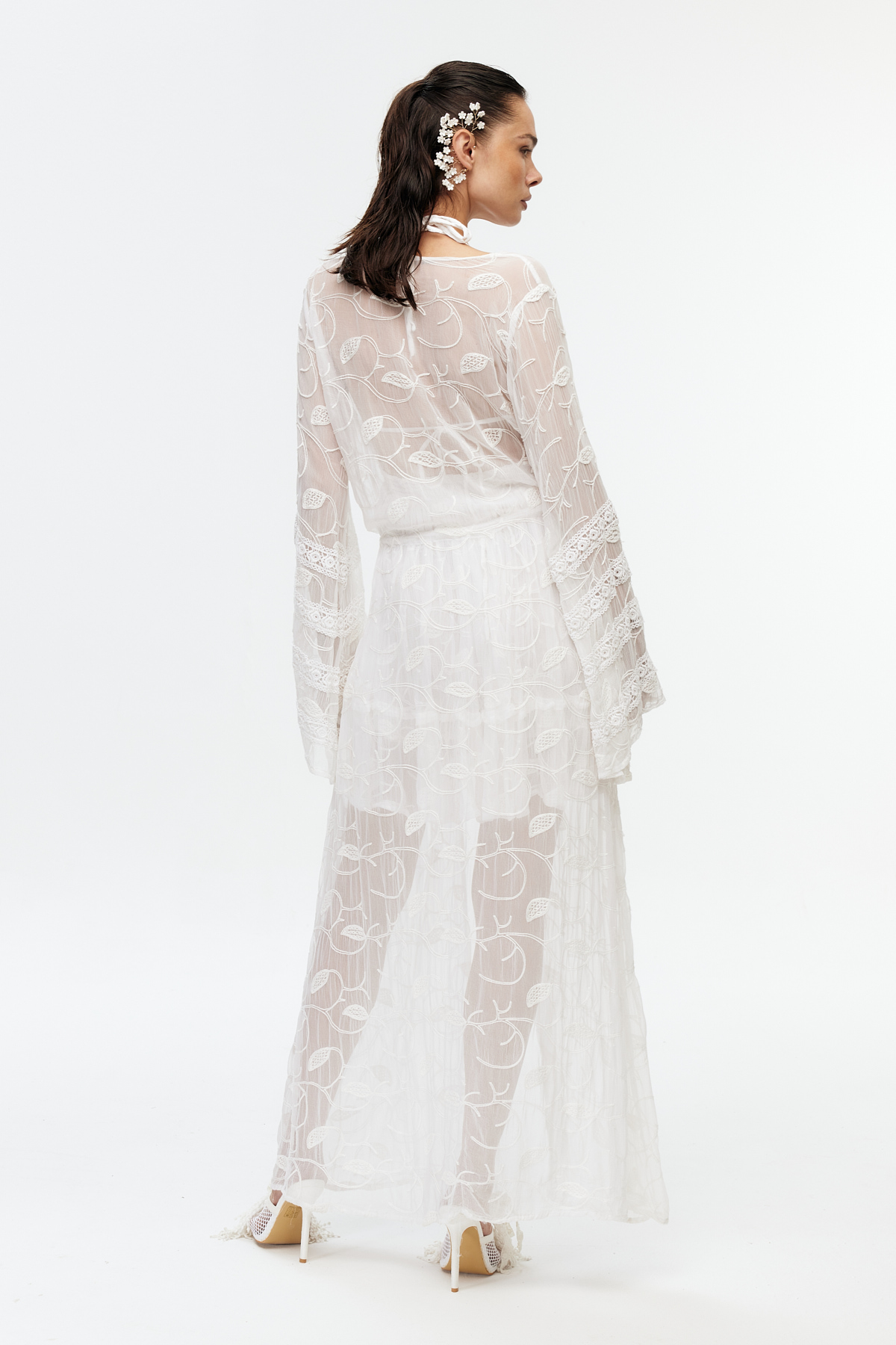 Beyaz şifon dantel detaylı uzun kimono 5