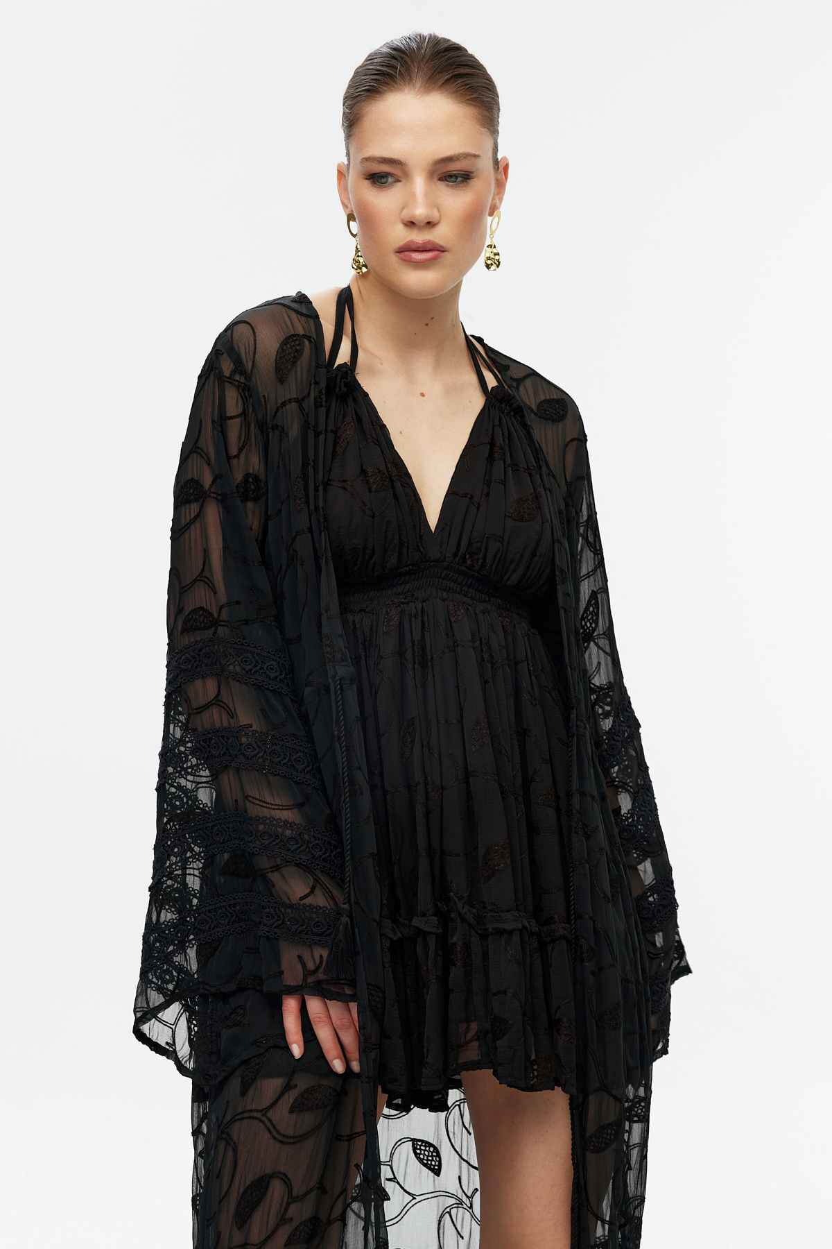 Siyah şifon dantel detaylı uzun kimono 4